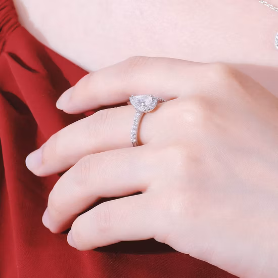 재고 있음 진짜 S925 스털링 실버 반지 여성 숙녀 패션 럭셔리 배 컷 Vvs Moissanite 다이아몬드 웨딩 약혼 반지